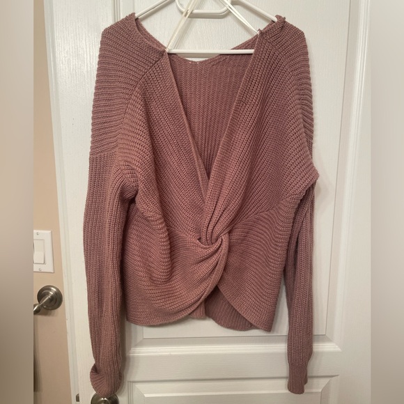 Fashion nova knot sweater - Picture 1 of 3